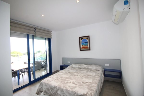 3I - EN - (Persons: 8, Pool, TV/SAT, WiFi, Heater, air conditioner, Pets allowed)