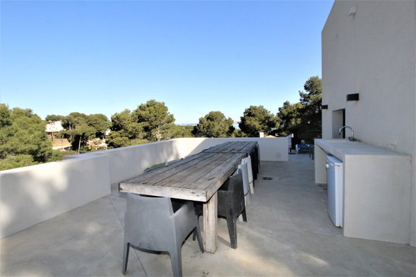 5E - EN - (Persons: 14, Pool, TV/SAT, Wifi, Heater, air conditioner, pets allowed)